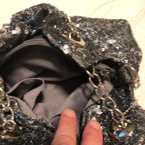 Big Buddha Sequin Bag - Picture 4 of 4